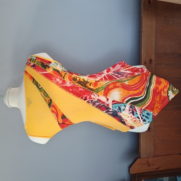 Aria sleeveless Multi asymmetrical colored Top Size M - Picture 5 of 9